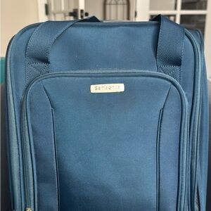 Samsonite Underseat Spinner Suitcase